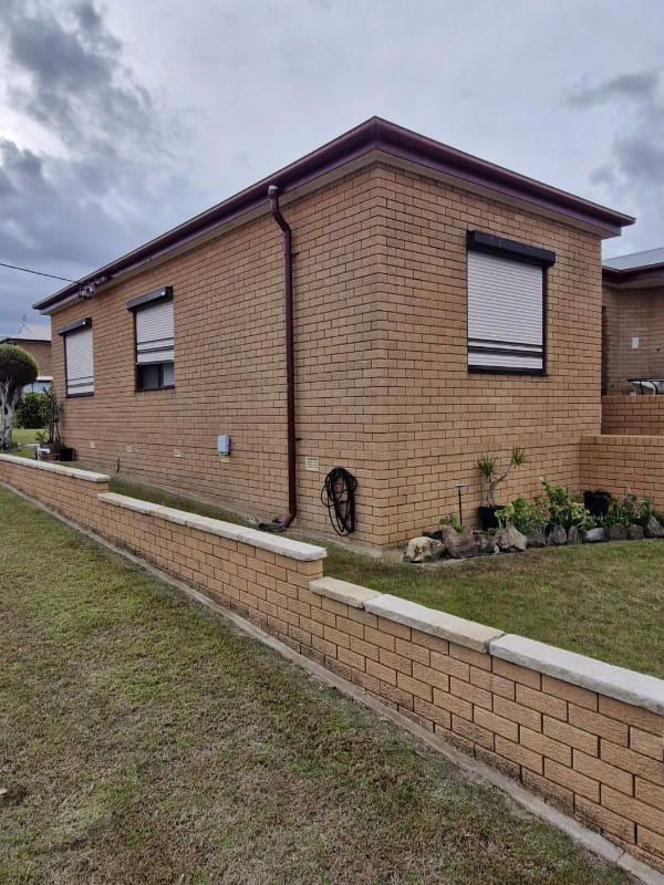 soft washing brick central coast